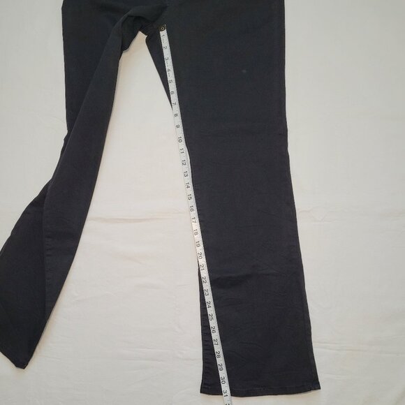 Levi's Classic Bootcut Jeans Soft Black Stretch Denim Womens Size 12 Streetwear - Picture 2 of 13